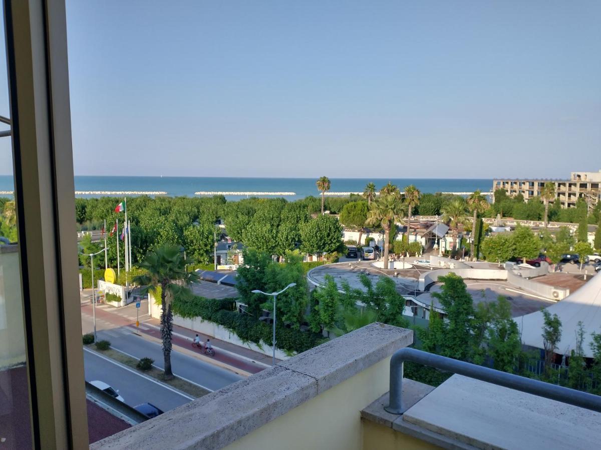 Casa Blu Apartment Porto SantʼElpidio Екстериор снимка